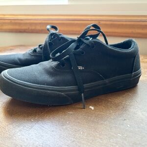 Big Kids Authentic Shoe size 6